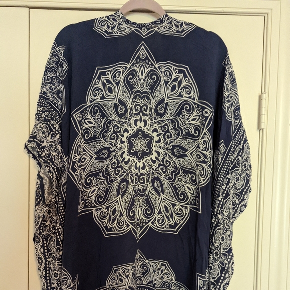 Blue and white boho coverup - Picture 2 of 3